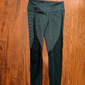 Alo Yoga mesh leggings